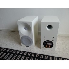 MONITORES AMPHION PRIO 510